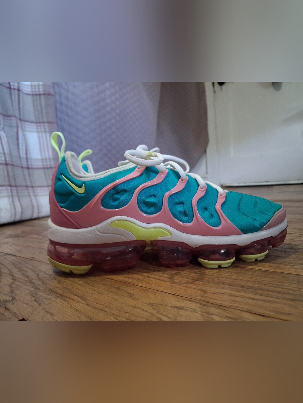 Nike Air VaporMax Plus Easter Pastel Women's Size 8